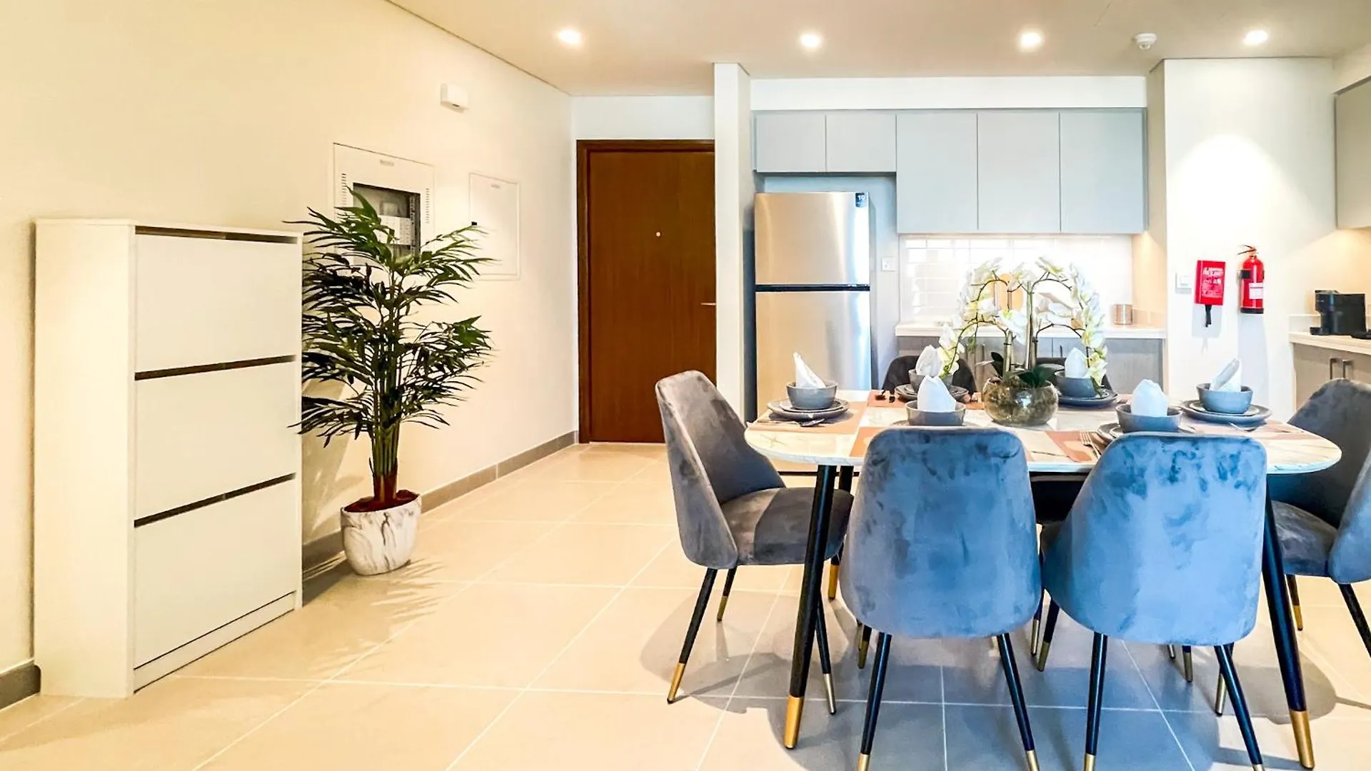 Cozy Apartment With City Views Next To Burj Khalifa 166Fo1-2 Dubai