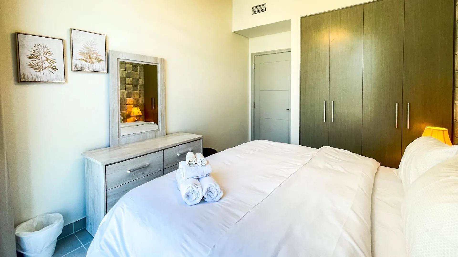 Cozy Apartment With City Views Next To Burj Khalifa 166Fo1-2 Dubai 0*,