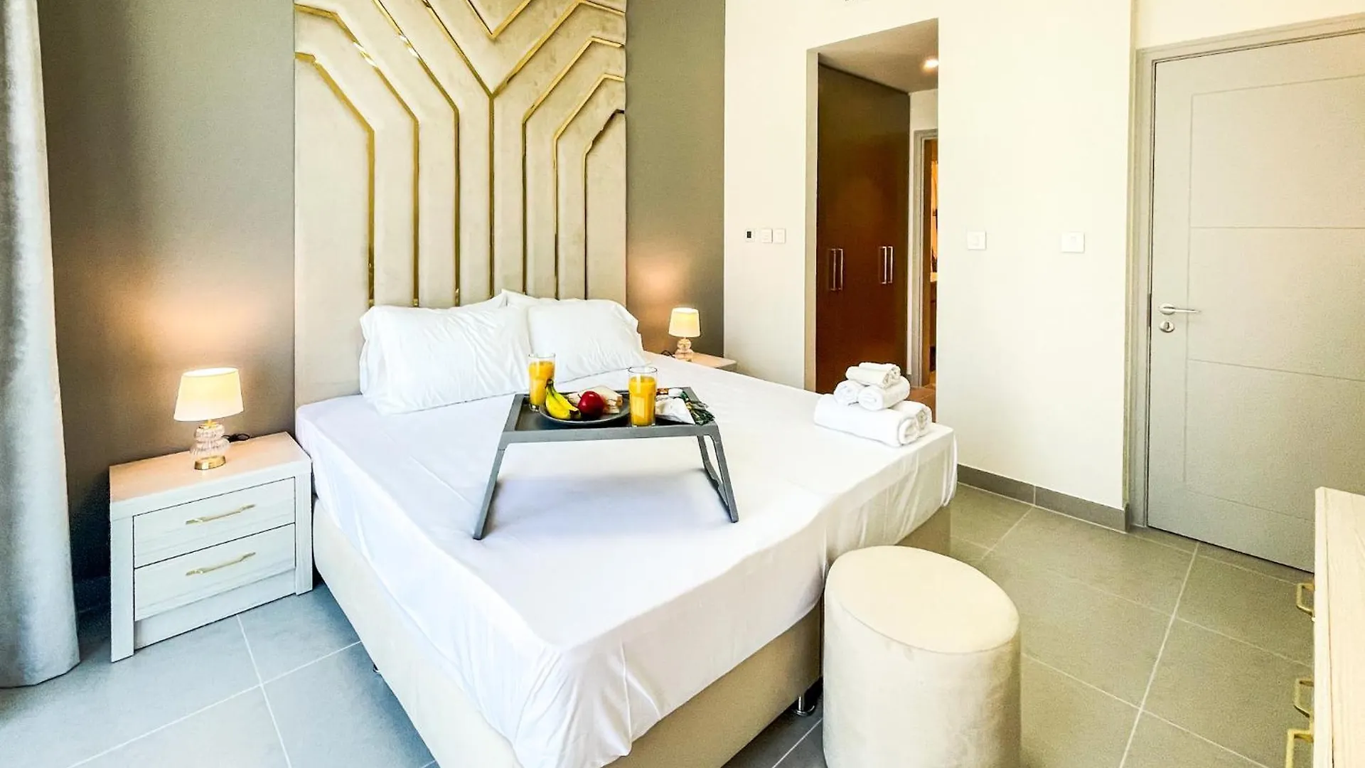 Cozy Apartment With City Views Next To Burj Khalifa 166Fo1-2 Dubai